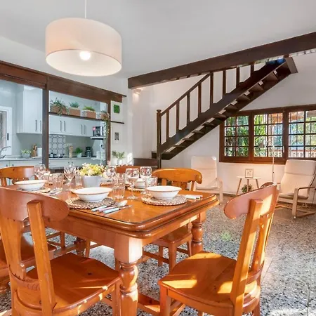Salou Family Villa With Private Pool & Beach - Bbq - Wifi - Ac Apartment *
